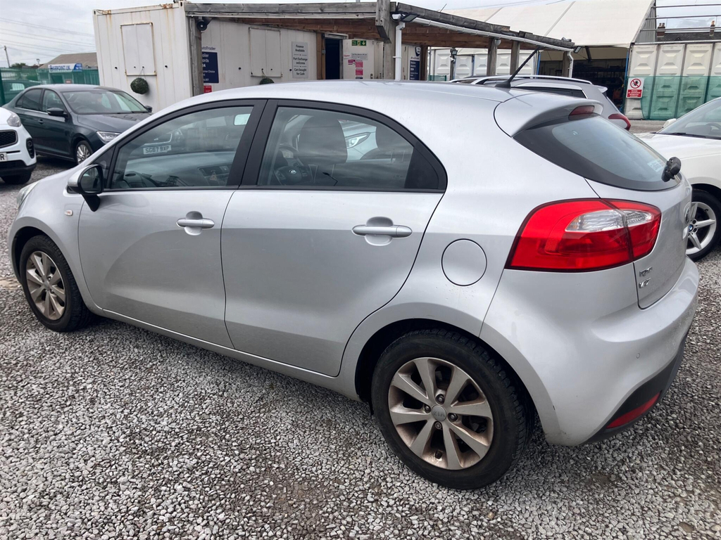 Kia RIO 1.25 Sr7 Red #13