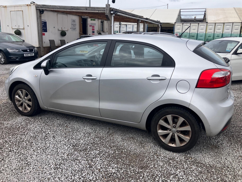 Kia RIO 1.25 Sr7 Red #7