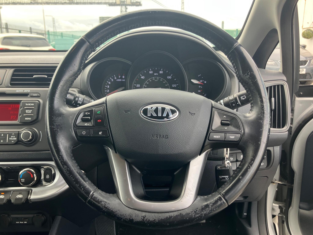 Kia RIO 1.25 Sr7 Red #35