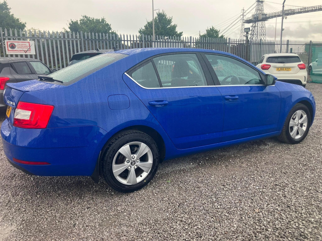 Skoda Octavia 1.5 Tsi Act Se Technology Euro 6 Ss Blue #3