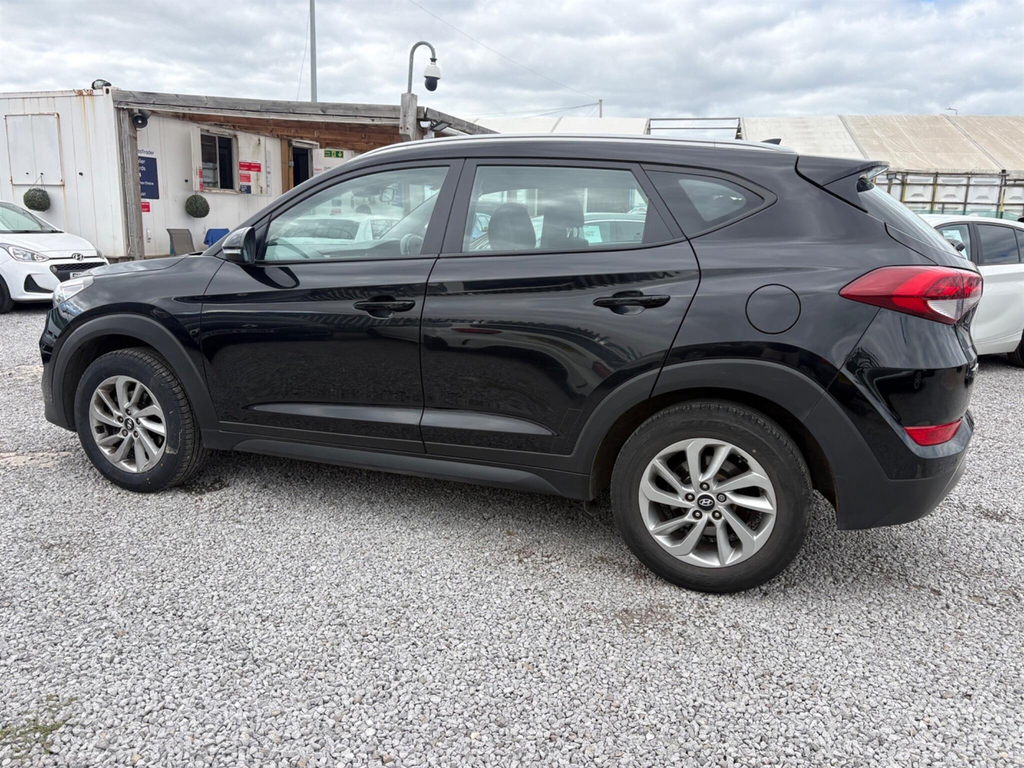 Hyundai Tucson Crdi Se Nav Blue Drive Beige #6