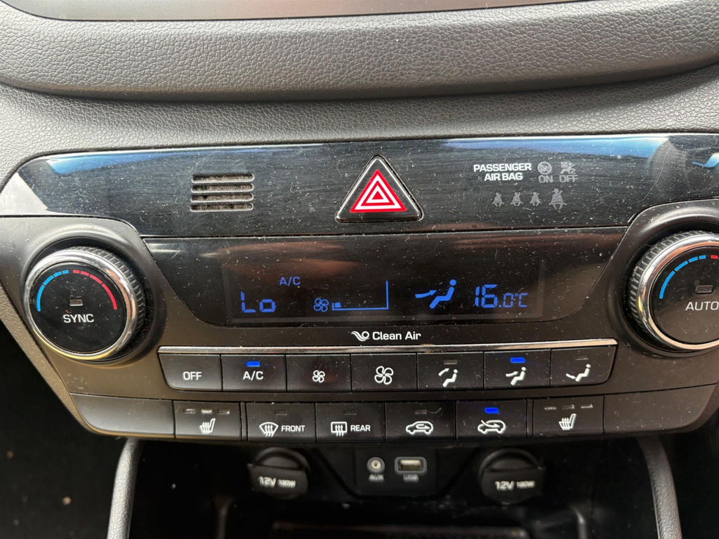 Hyundai Tucson Crdi Se Nav Blue Drive Beige #26