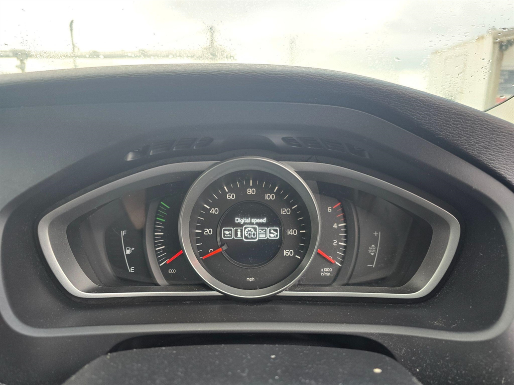 Volvo V40 2.0 D4 R-design Pro Euro 6 Ss Black #27