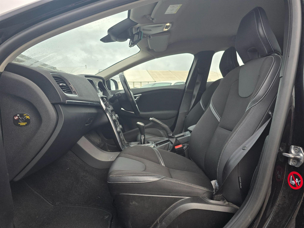 Volvo V40 2.0 D4 R-design Pro Euro 6 Ss Black #17