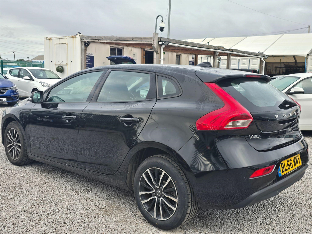 Volvo V40 2.0 D4 R-design Pro Euro 6 Ss Black #9