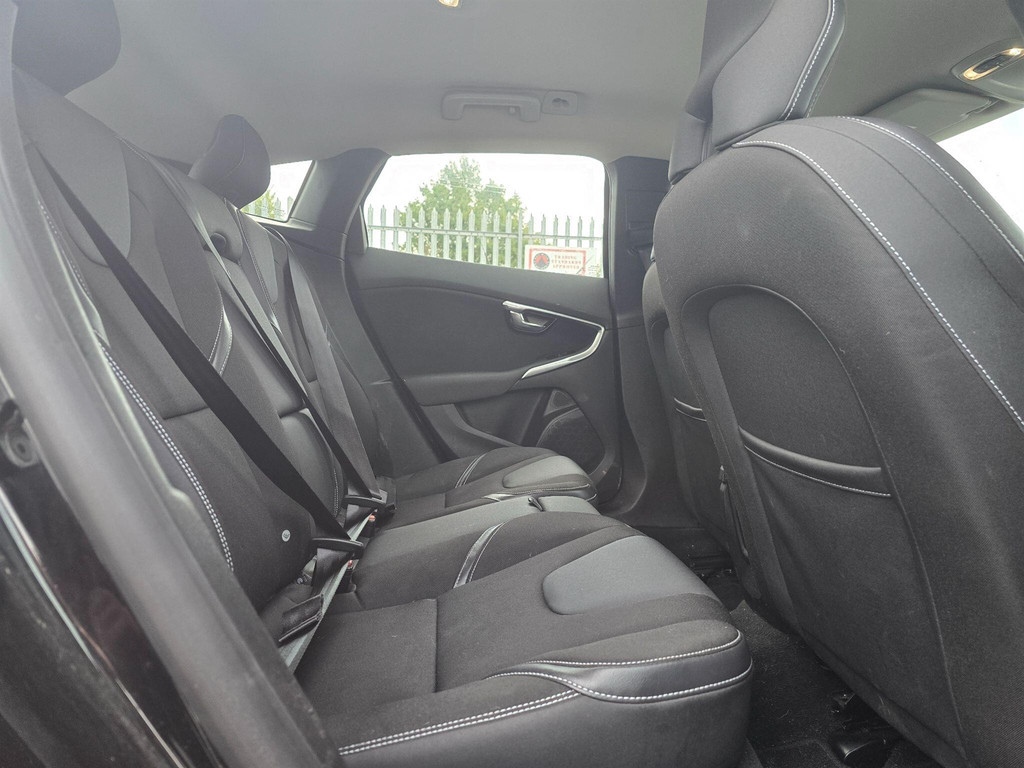 Volvo V40 2.0 D4 R-design Pro Euro 6 Ss Black #20