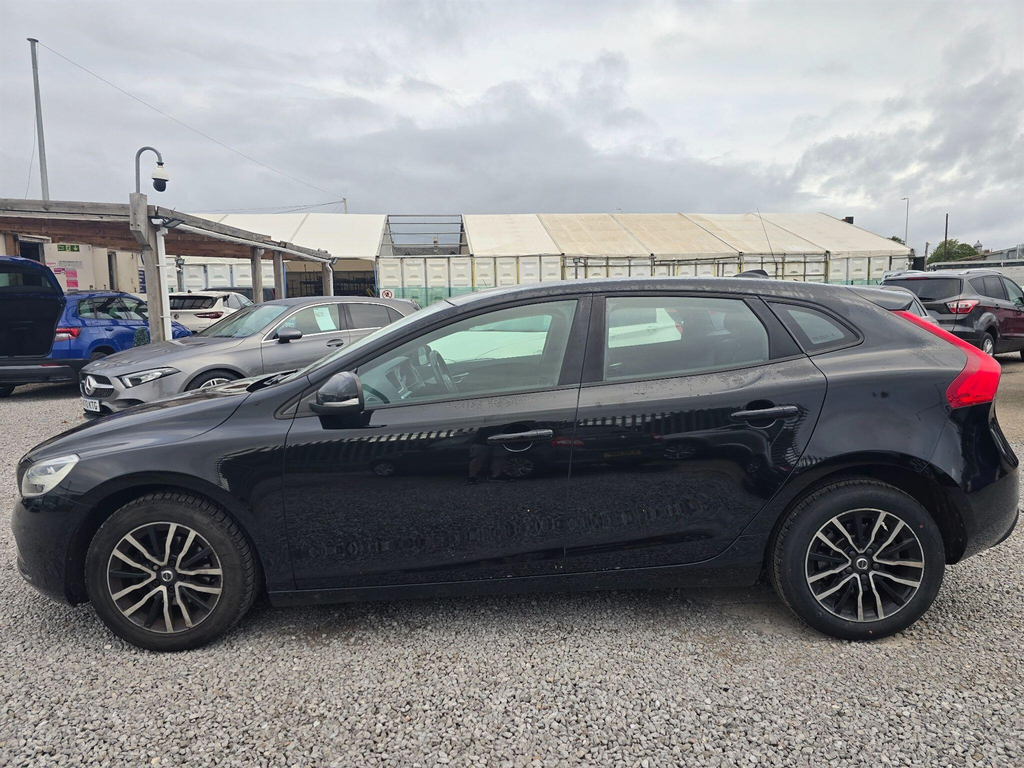 Volvo V40 2.0 D4 R-design Pro Euro 6 Ss Black #8