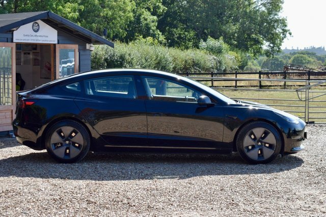Tesla Model 3 2022 Dual Motor Long Range Saloon A White #12