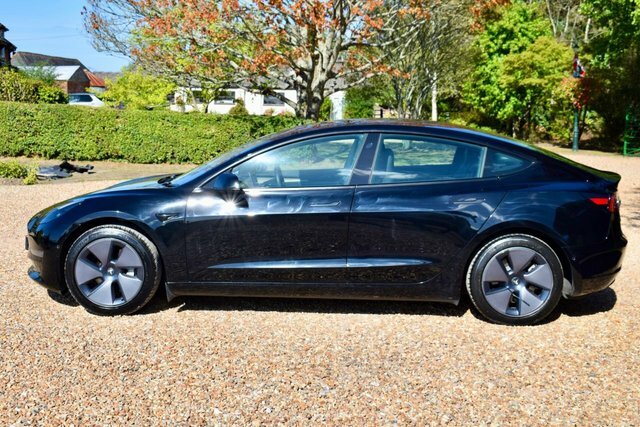 Tesla Model 3 Motor Long Range Saloon Black #3