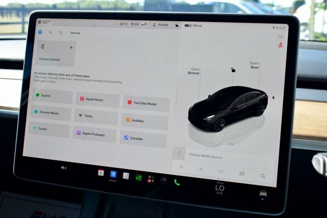 Tesla Model 3 2022 Dual Motor Long Range Saloon A White #50