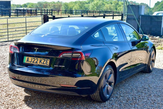 Tesla Model 3 2022 Dual Motor Long Range Saloon A White #11