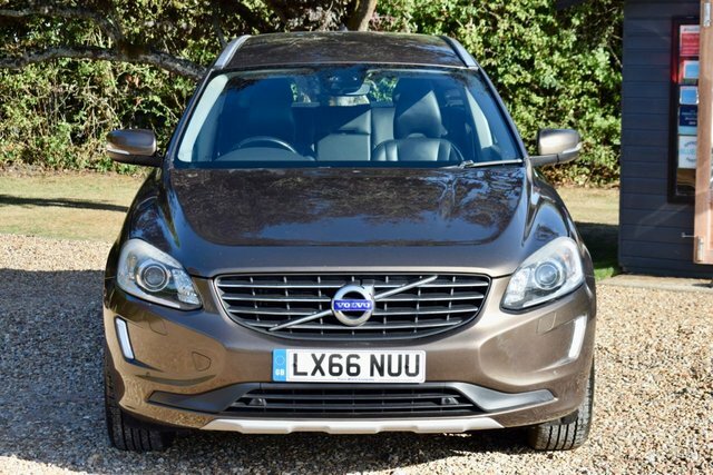 Volvo XC60 D5 Se Lux Nav Brown #2