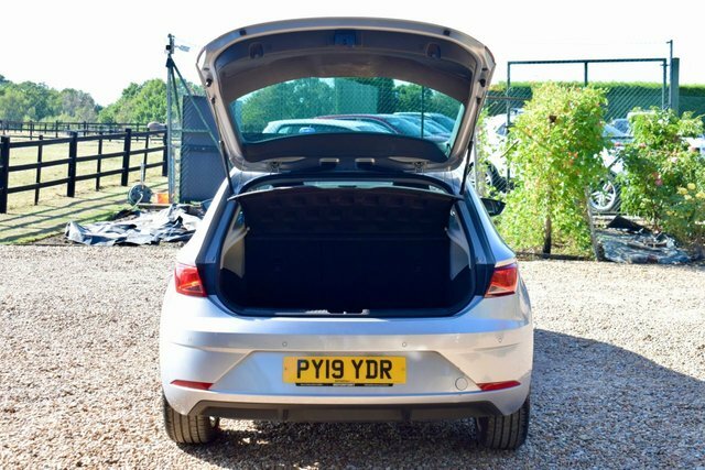Seat Leon Tsi Se Dynamic Hatchback Silver #6