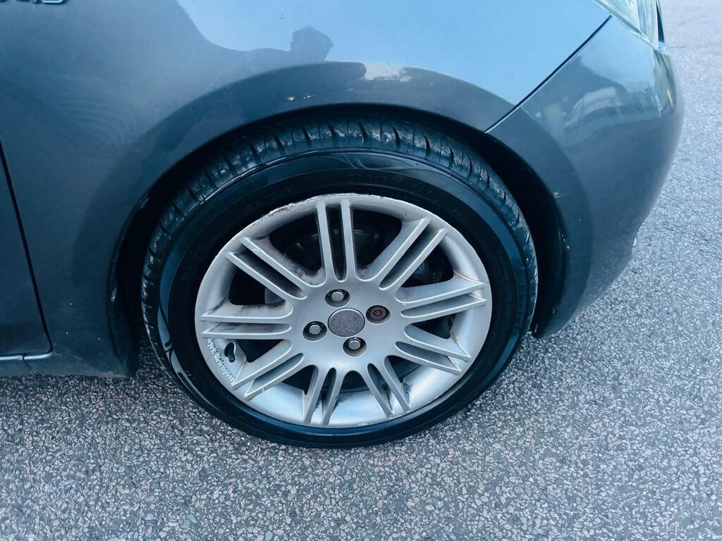 Toyota Yaris 1.3 Sr Multimode #25