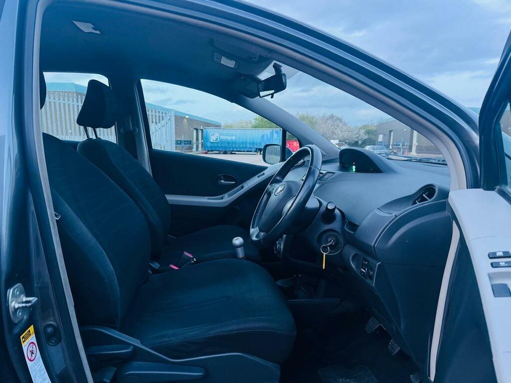 Toyota Yaris 1.3 Sr Multimode #18