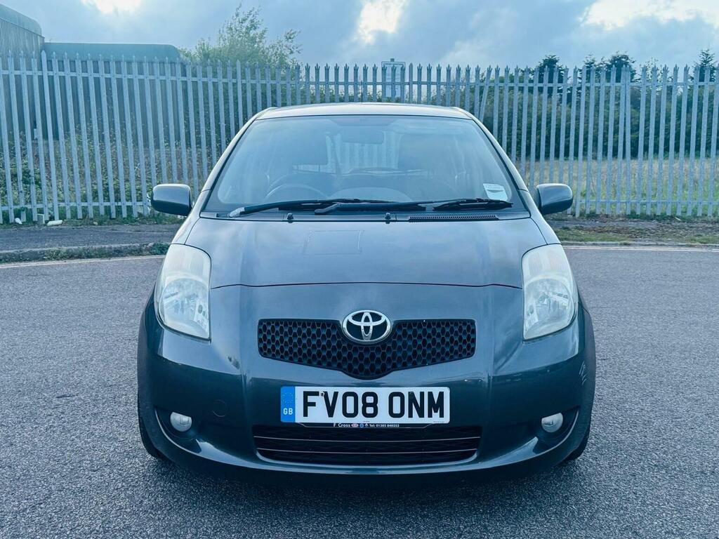 Toyota Yaris 1.4 D-4d Sr Grey #2