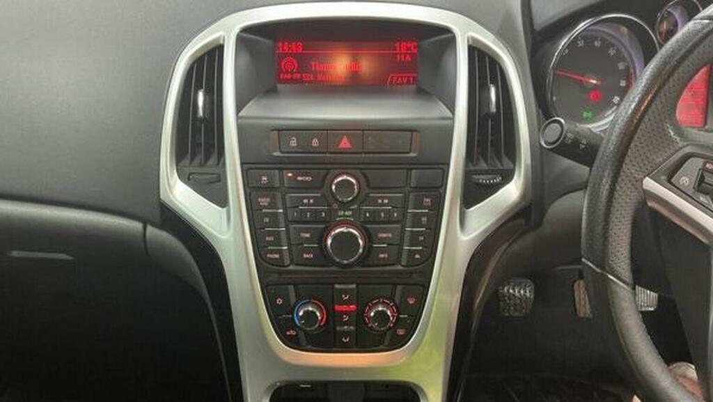 Vauxhall Astra GTC Gtc Sri Ss White #10