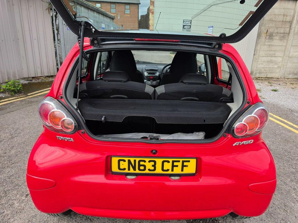 Toyota Aygo Hatchback 1.0 Vvt-i Move Euro 5 201363 Red #6