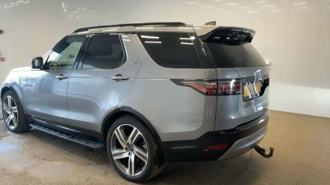Land Rover Discovery 3 .0 Discovery R-dynamic Grey #3