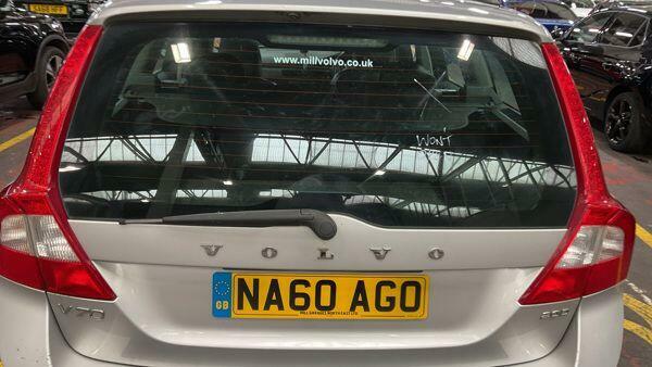 Volvo V70  Black #11