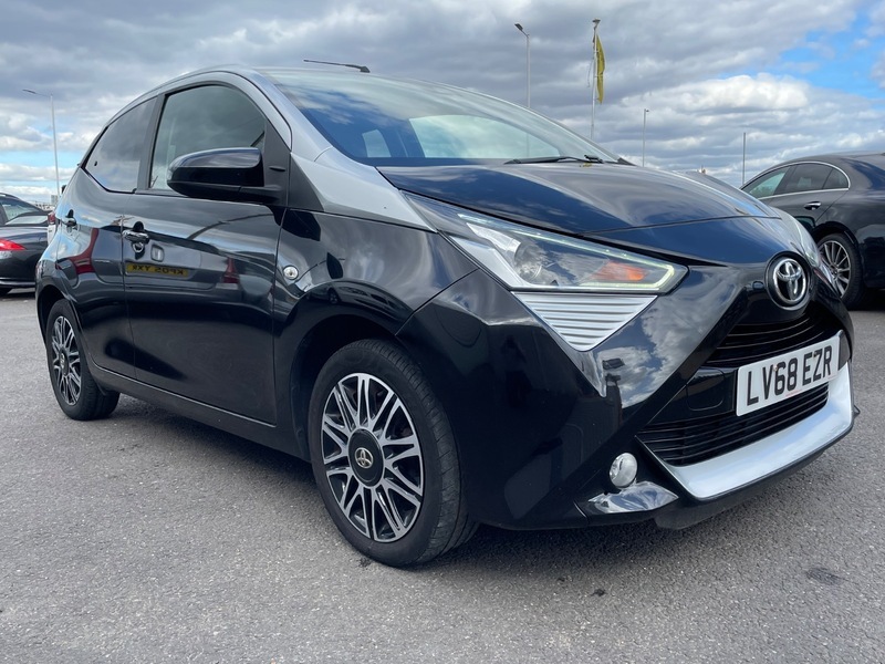 Toyota Aygo 1.0 Vvt-i X-clusiv #2