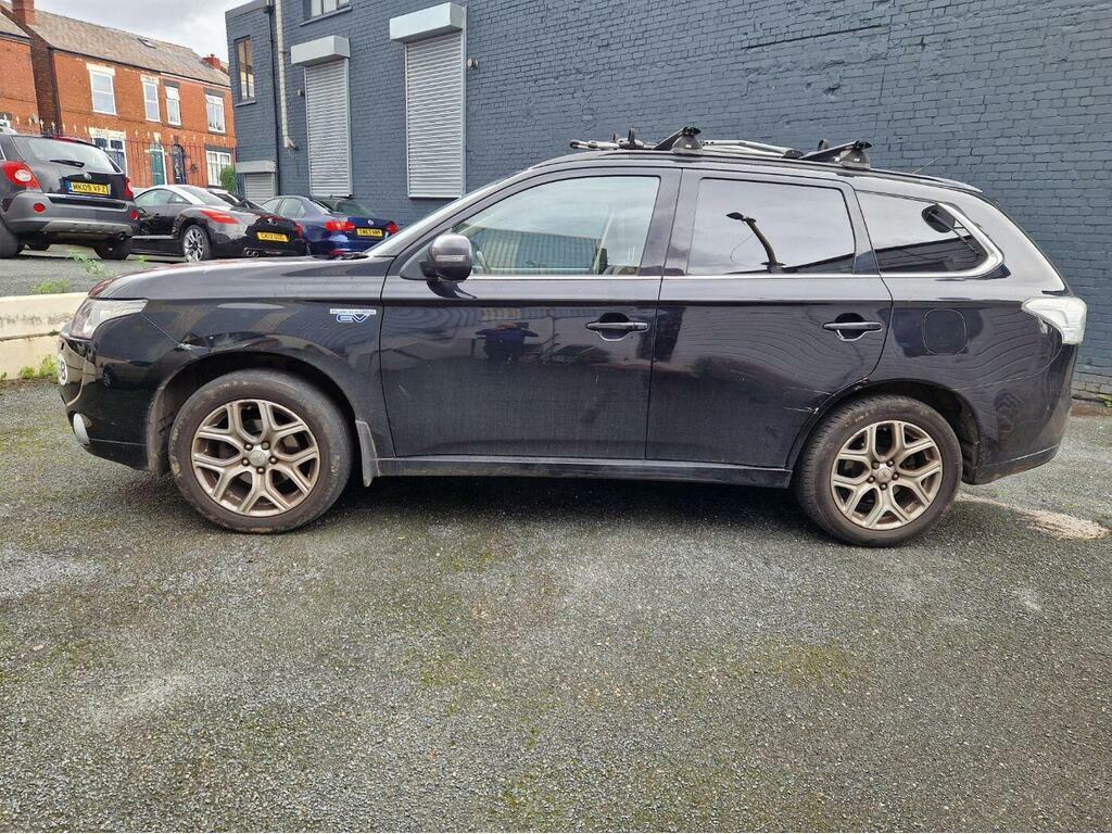 Mitsubishi Outlander 2.0H 12Kwh Gx4h Cvt 4Wd Euro 5 S S Black #2