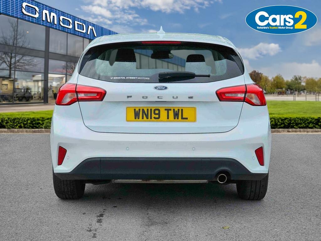 Ford Focus 1.0T Ecoboost Titanium Hatchback WN19TWL White #4