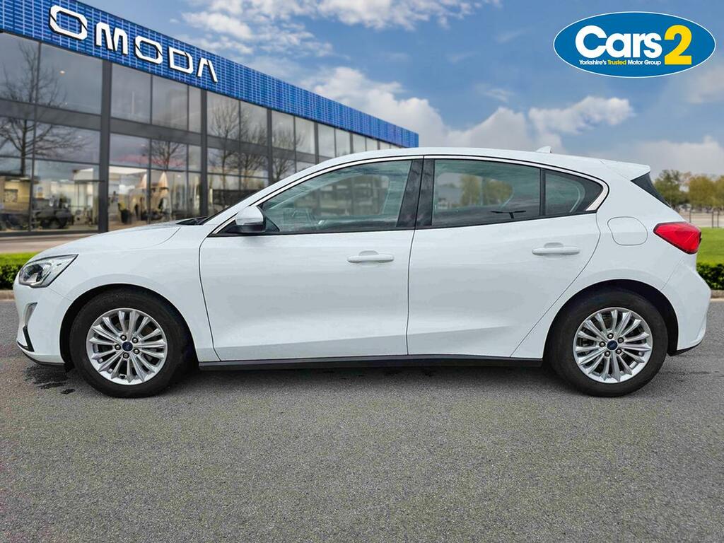 Ford Focus 1.0T Ecoboost Titanium Hatchback WN19TWL White #6