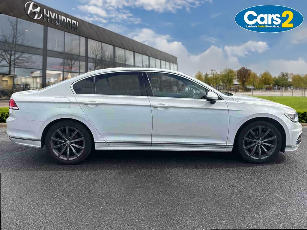 Volkswagen Passat 1.5 Tsi Evo R-line Saloon Euro 6 White #2