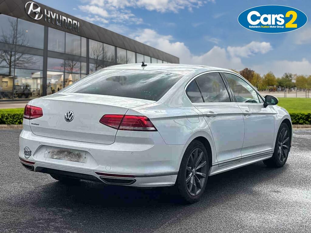 Volkswagen Passat 1.5 Tsi Evo R-line Saloon Euro 6 White #3