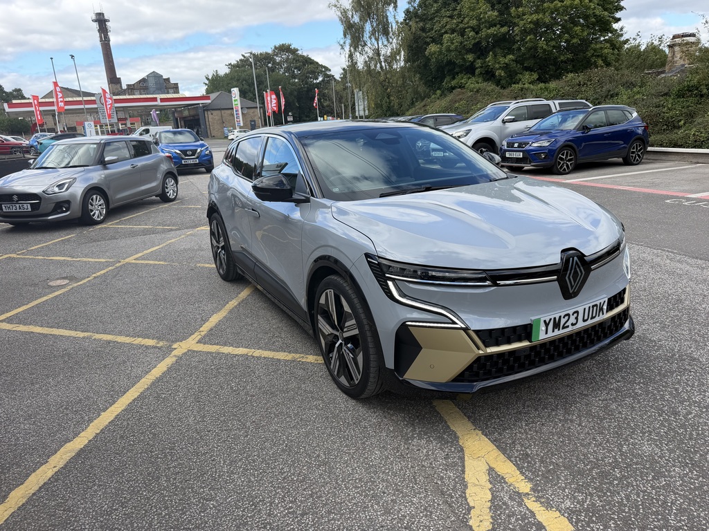 Renault Megane E-Tech 60Kwh Iconic Hatchback Optimum Grey