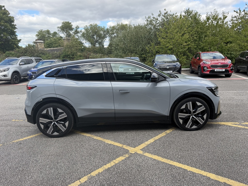 Renault Megane E-Tech 60Kwh Iconic Hatchback Optimum Grey #5