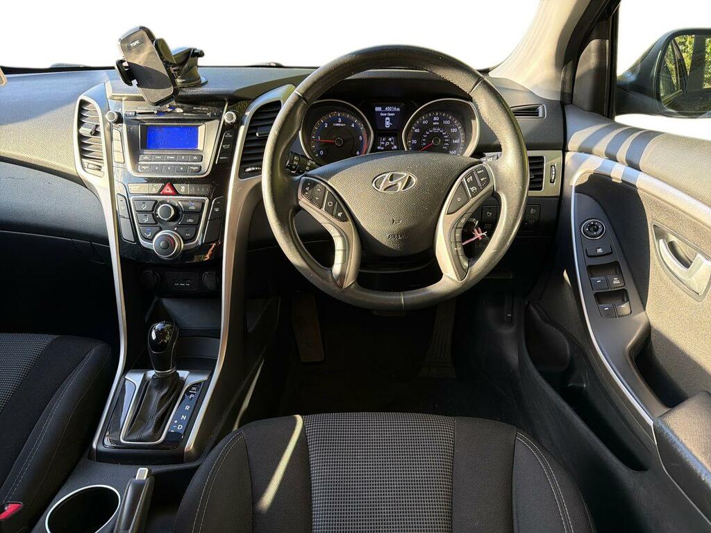 Hyundai I30 Active Blue Drive Silver #12