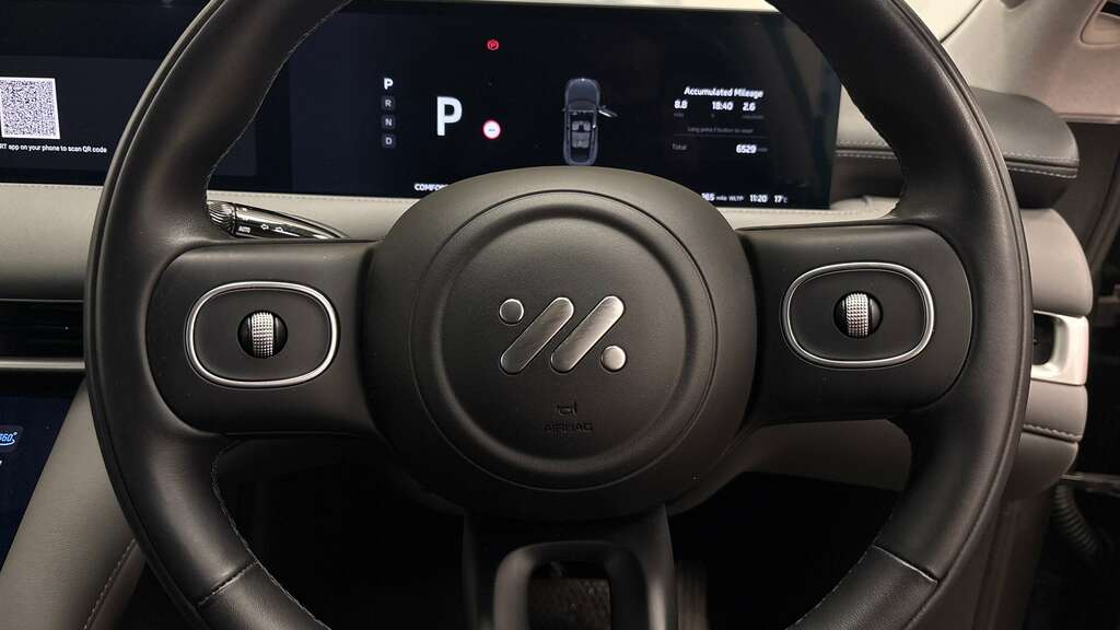 MG IM6 553Kw Launch Edition 100Kwh Awd Blue #11