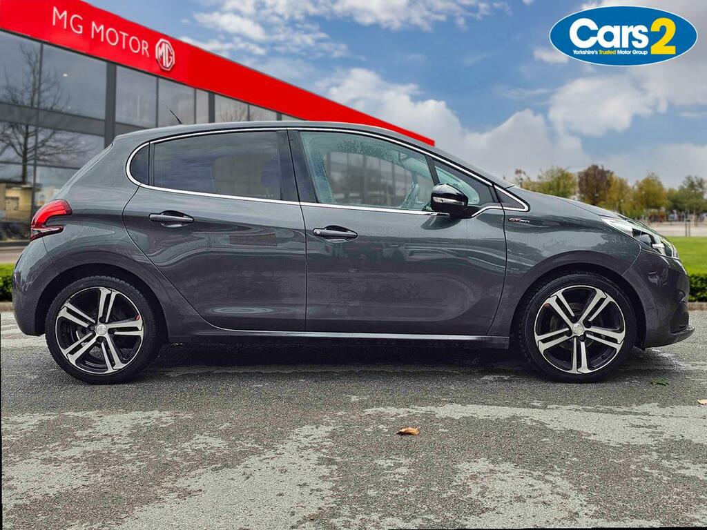 Peugeot 208 1.2 Puretech 82 Tech Edition Start Stop Black #2