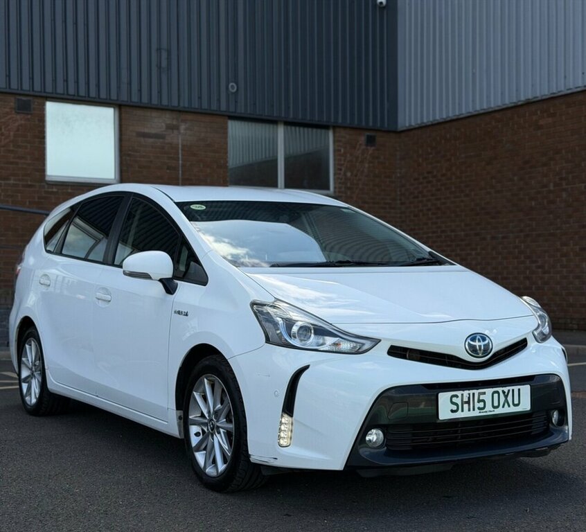 Toyota Prius+ 1.8L Excel White