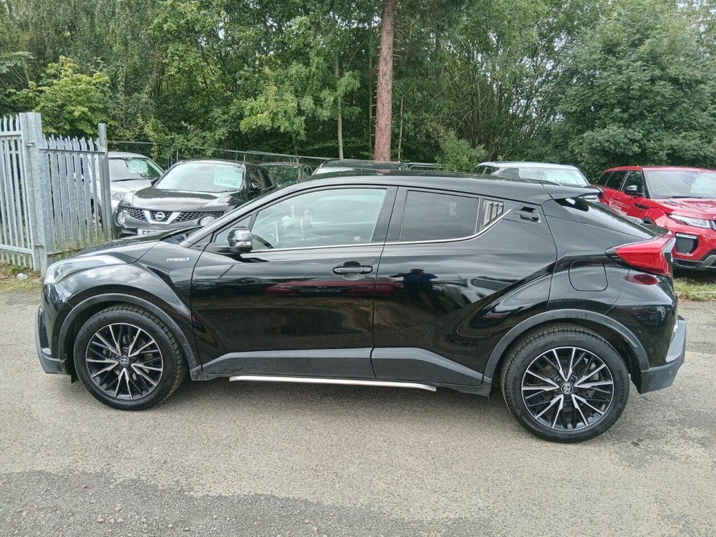 Toyota C-Hr Dynamic White #8