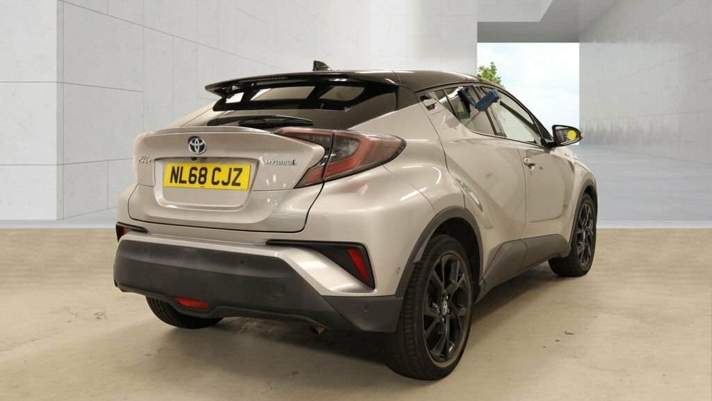 Toyota C-Hr 1.8L Dynamic Silver #4