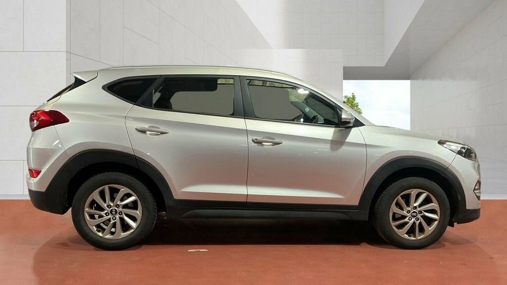 Hyundai Tucson 1.6L Se Nav Silver #5