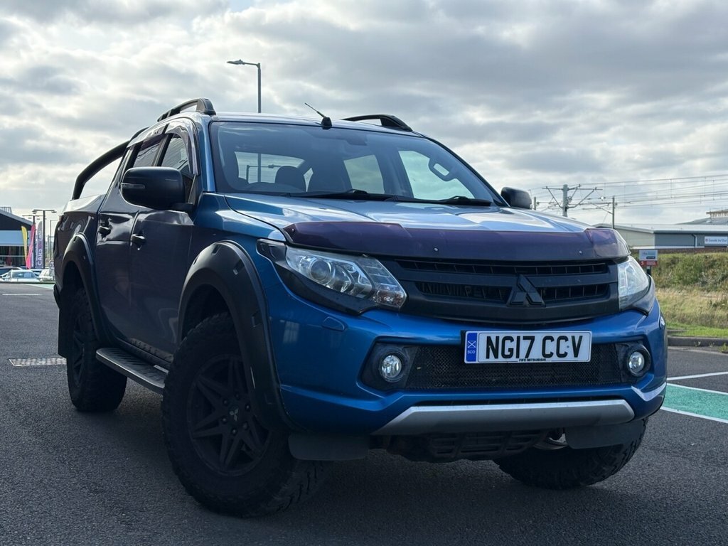 Mitsubishi L200 Pickup Blue