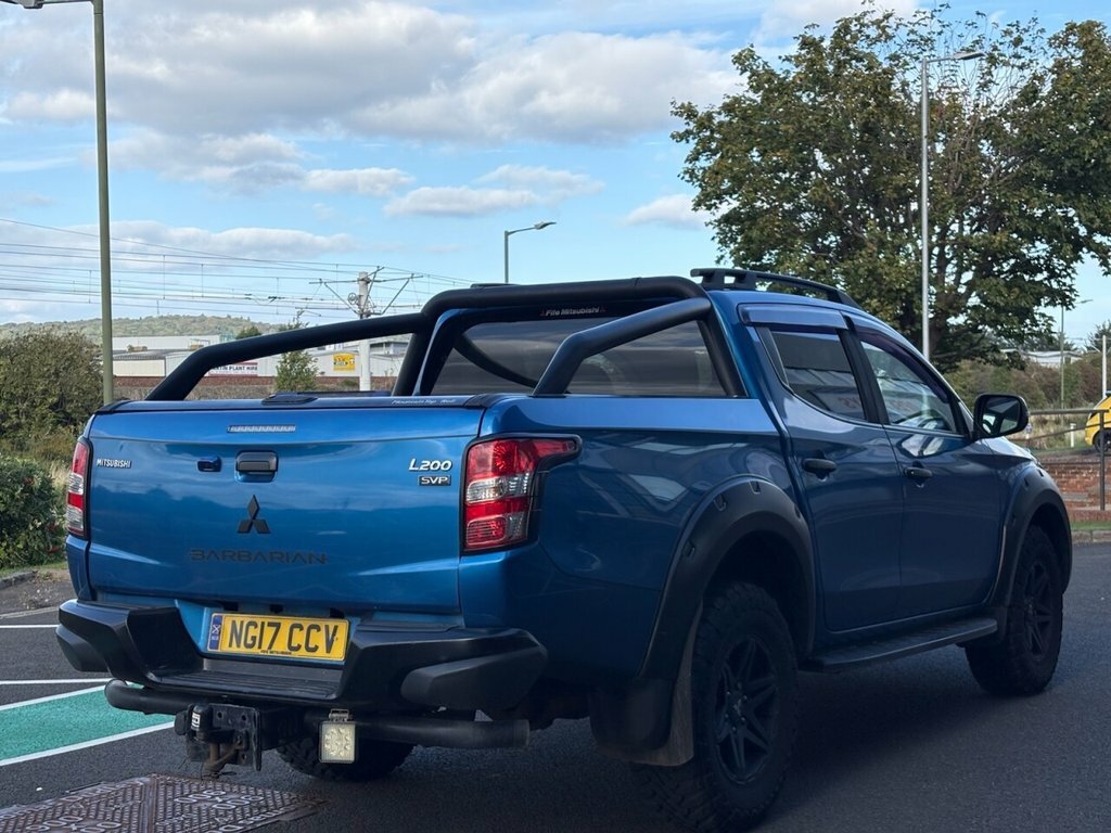 Mitsubishi L200 Pickup Blue #6
