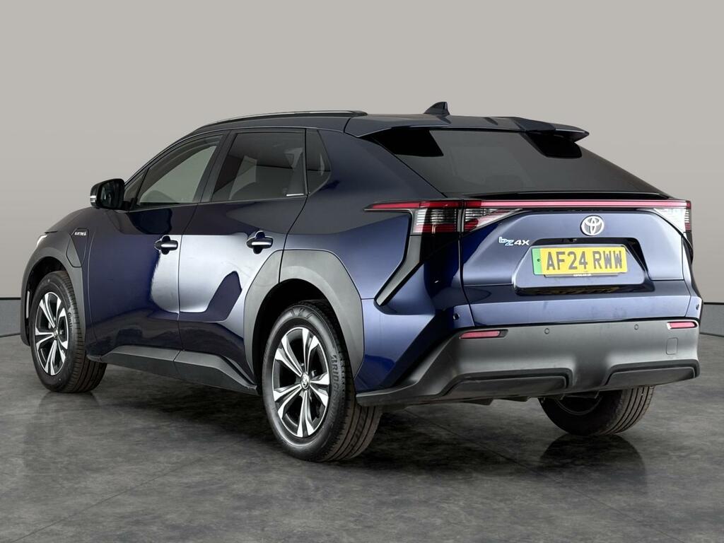 Toyota bZ4X Vision Silver #7