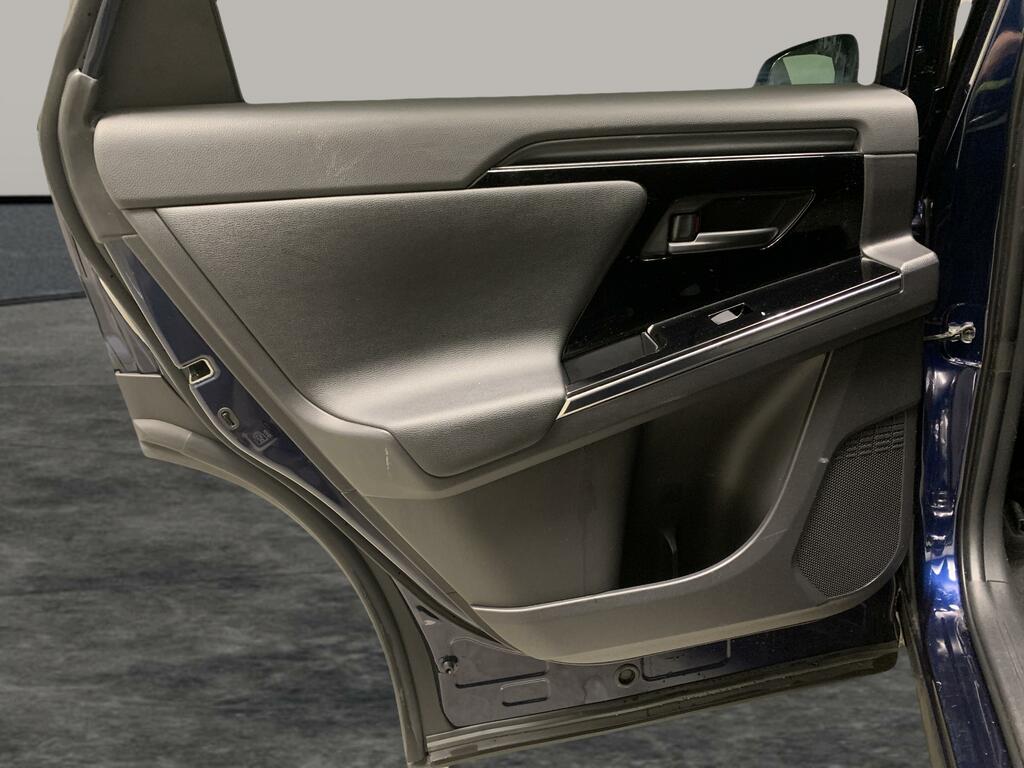 Toyota bZ4X Vision Silver #25