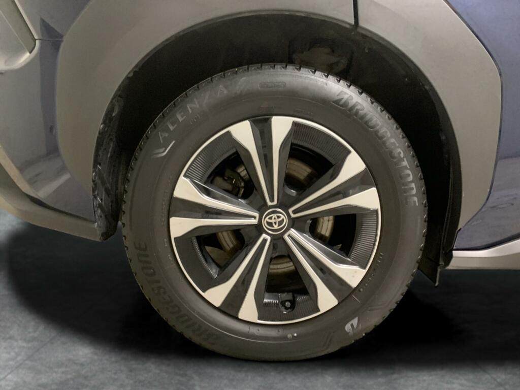 Toyota bZ4X Vision Silver #19