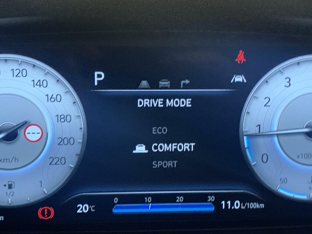 Hyundai Bayon Se Connect Black #25