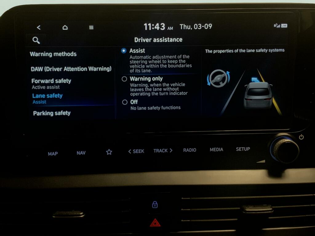 Hyundai Bayon Se Connect Black #31