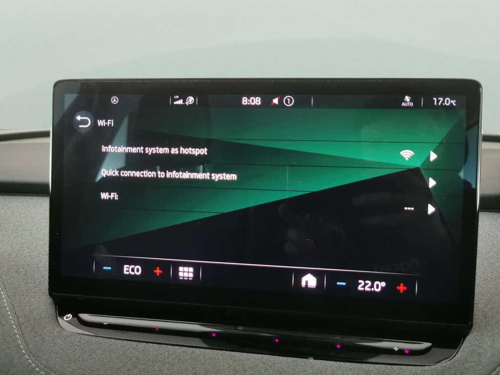 Skoda ENYAQ Crossover #23