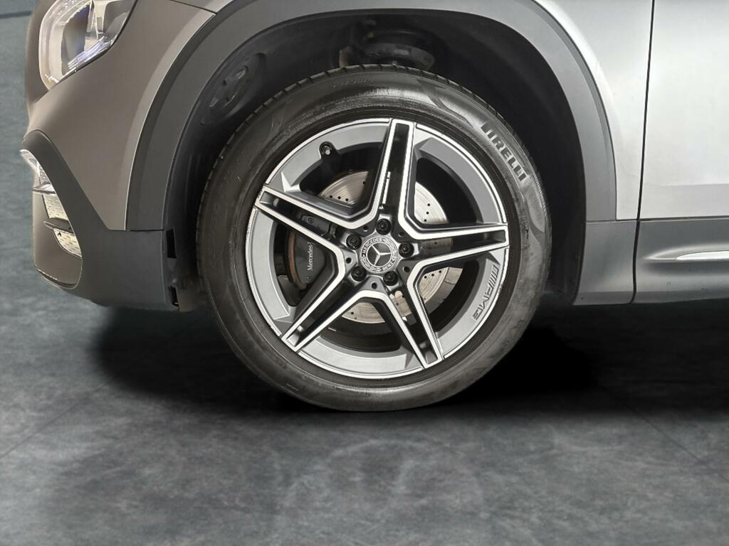 Mercedes-Benz GLB Class Amg Line Premium Plus Black #10