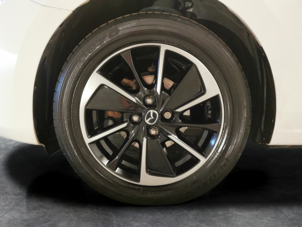 Mazda 2 1.5 E-skyactiv G Mhev 115 Homura Aka Grey #10