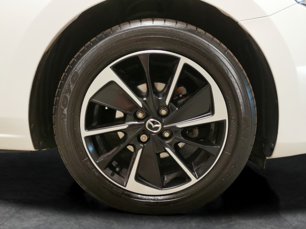 Mazda 2 1.5 E-skyactiv G Mhev 115 Homura Aka Grey #11